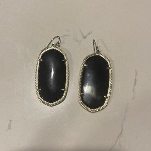 Danielle Black Kendra Scott Earrings